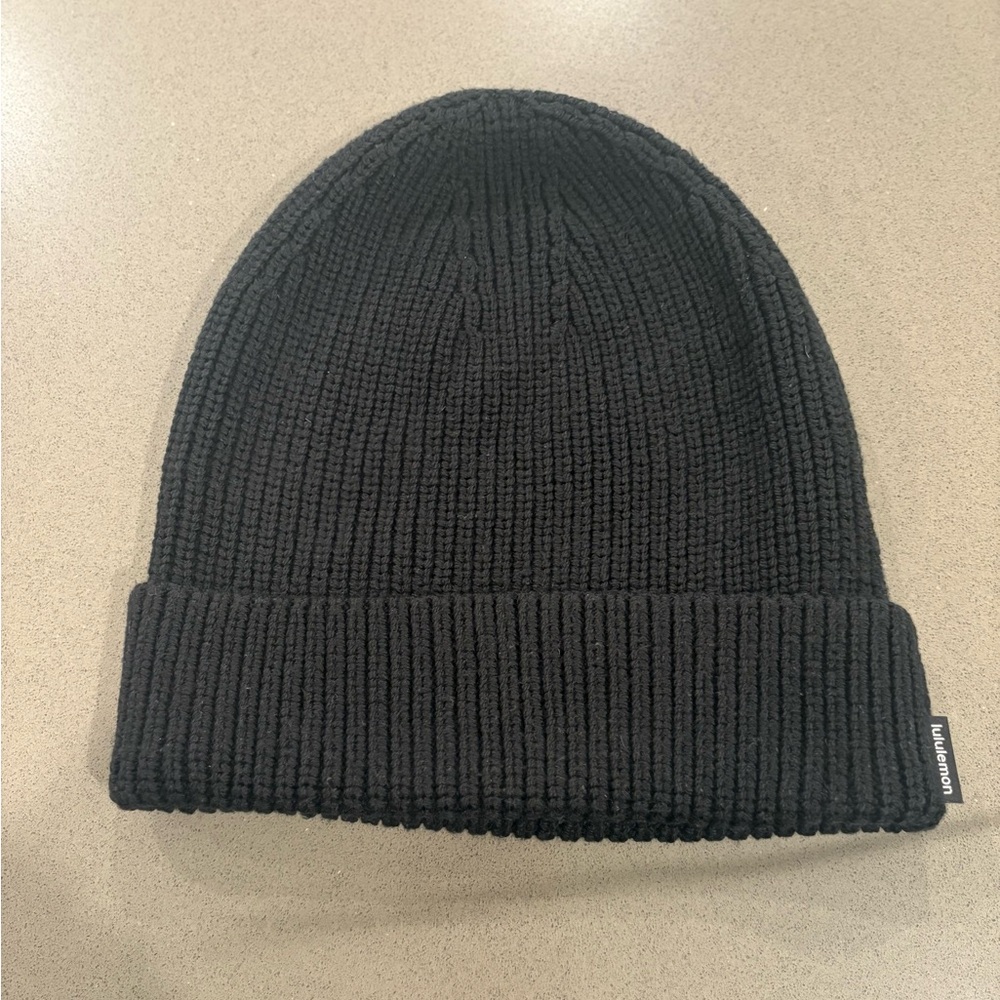Unisex Lululemon Athletica Merino Wool Black Ribbed Knit Beanie Hat